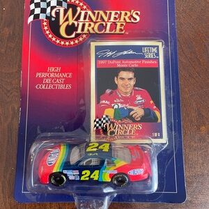 JEFF GORDON 1997 WINNERS CIRCLE #55500 LIFETIME SERIES DUPONT CHEVROLET 1/64TH